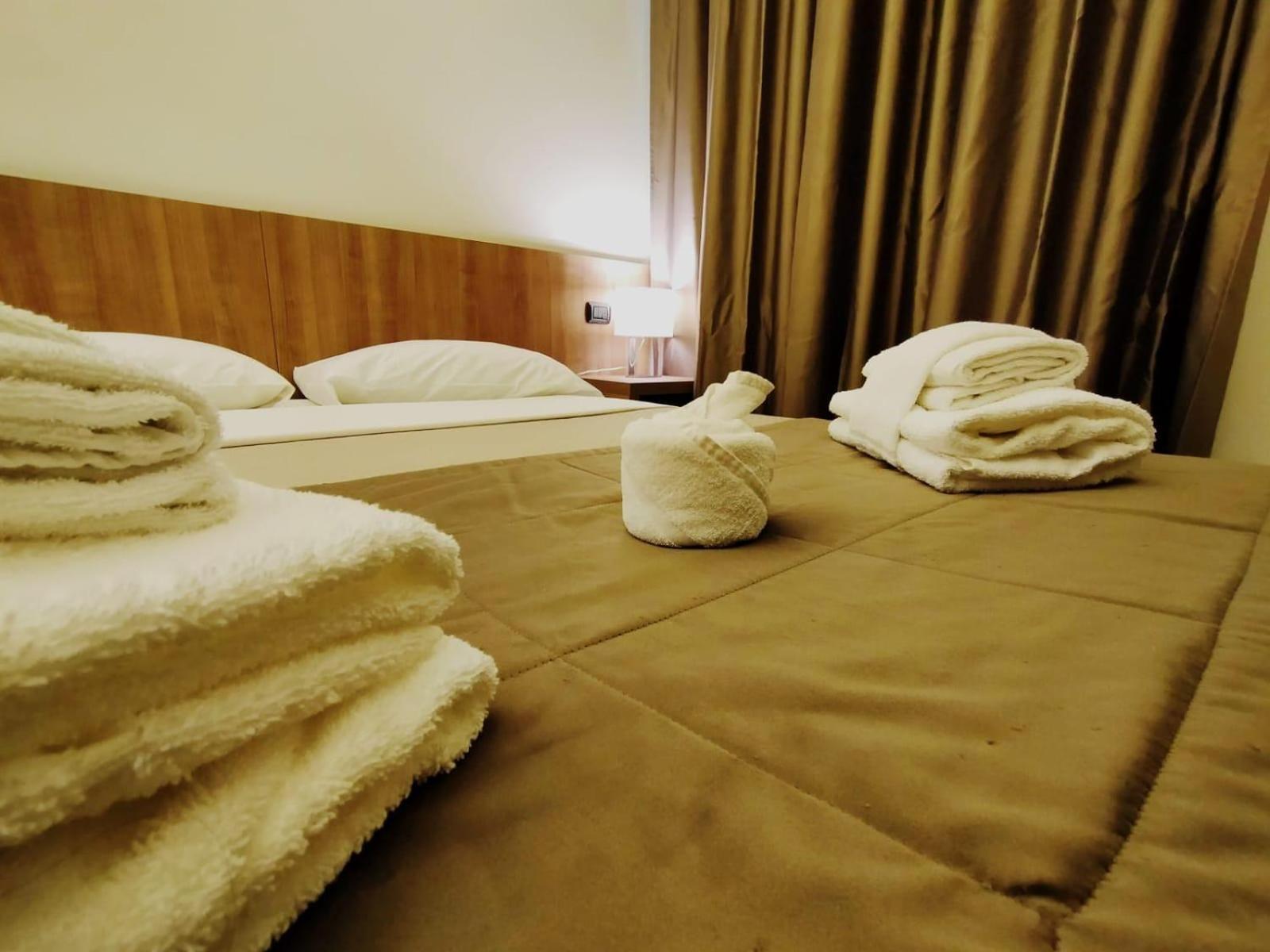 Casa Per Ferie Santa Maria Alle Fornaci Hotel Roma